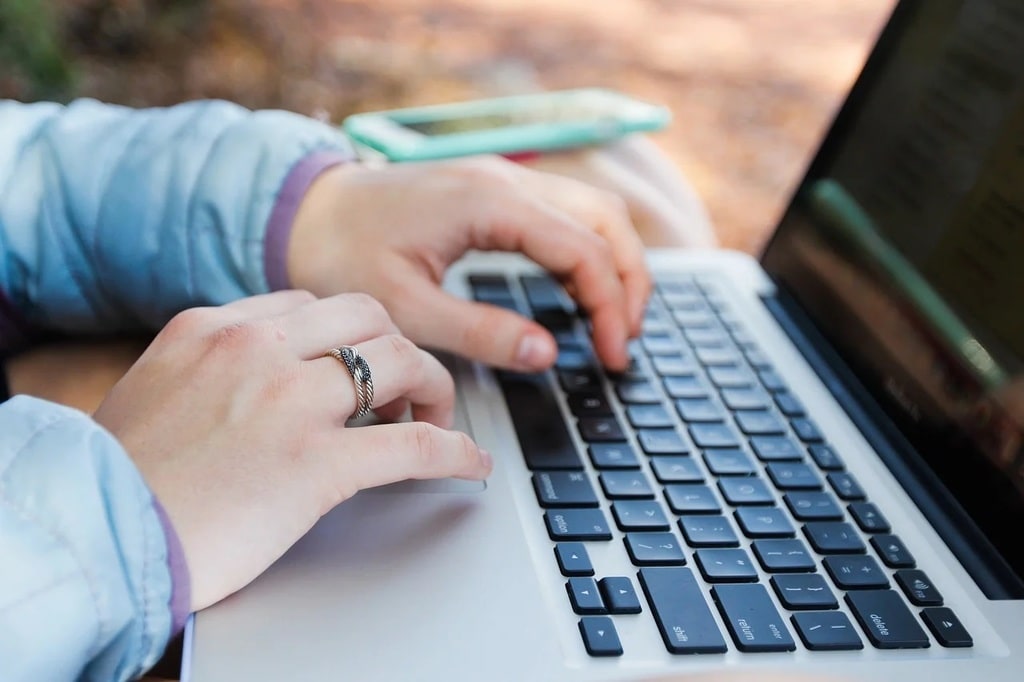Vers un service client plus réactif grâce aux outils intelligents